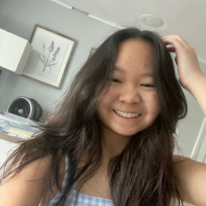 Meet your Posher, Olivia